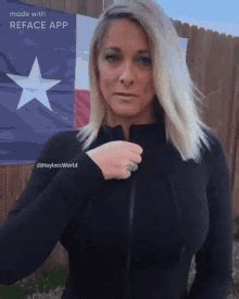 blonde milf gif|Blonde Milf Gif